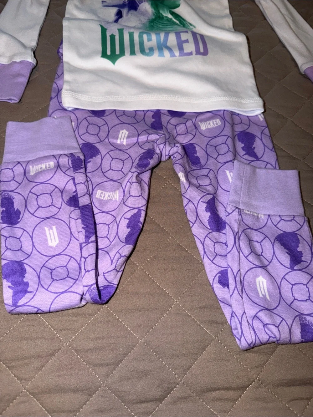 Old Navy White, Lavender & Green Wicked Girls Pajama Set